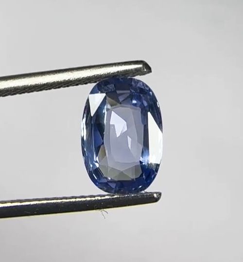 Natural Blue Sapphire Super Transparent 2.01 Carat