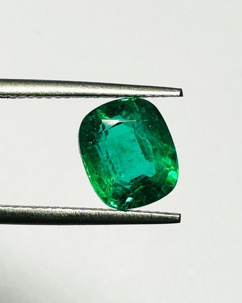 Deep Green Natural Emerald 3.05 Carat